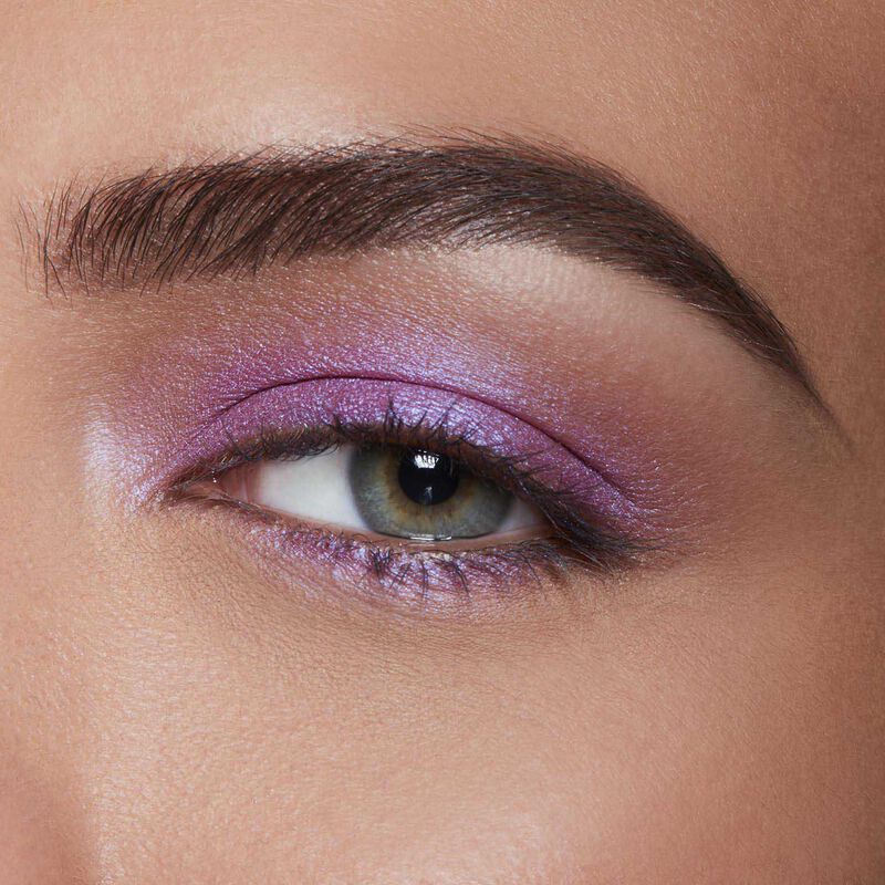 MAC Veluxe Pearl Eyeshadow image number 19